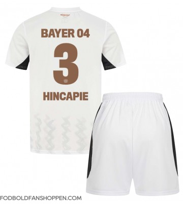 Bayer Leverkusen Piero Hincapie #3 Udebanetrøje Børn 2024-25 Kortærmet (+ Korte bukser)